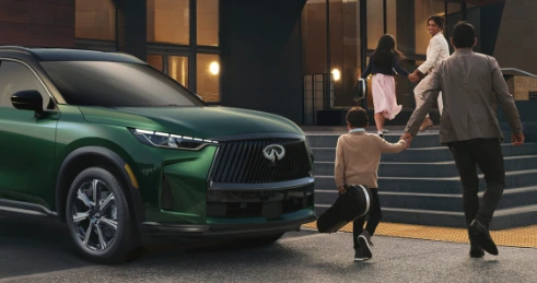 INFINITI QX60 lifestyle scene