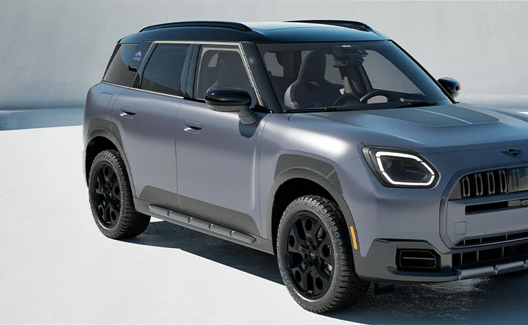 Front and side profile of Untamed Edition Countryman.