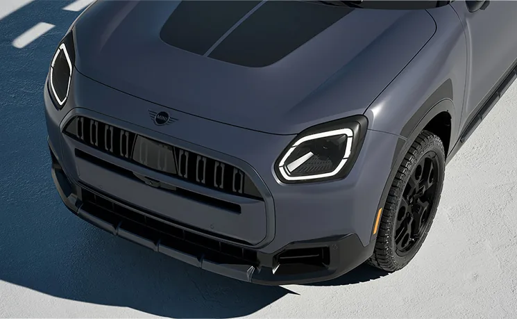 Overhead shot of Countryman S ALL4 front end and hood.