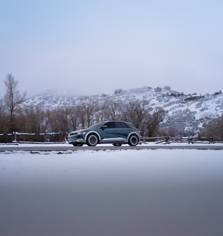 Hyundai EV driving in cold weather